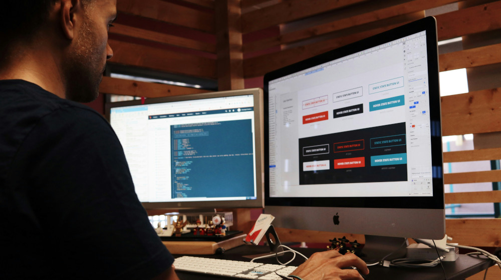 Titelmotiv des Blogartikels zum Thema: WordPress-Webdesigner – die wichtigsten Skills für Erfolg im digitalen Zeitalter